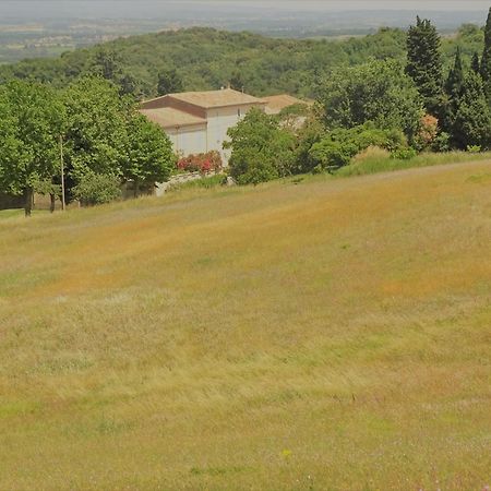 Отель Domaine De La Petite Tour Монреаль Экстерьер фото